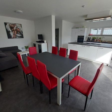 Vichten Lovely 2 Bedrooms Of Totally 30 M2 With Private Balcony المظهر الخارجي الصورة